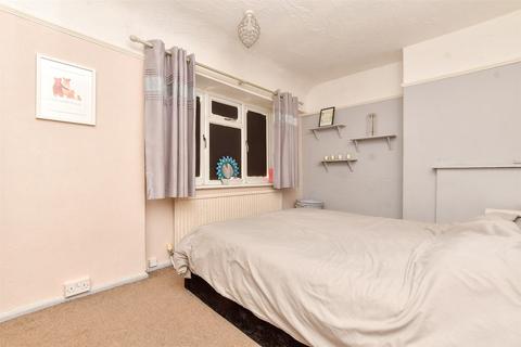 5 Grenville Road, New Addington, Croydon, CR0 0NZ