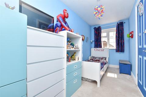 5 Grenville Road, New Addington, Croydon, CR0 0NZ