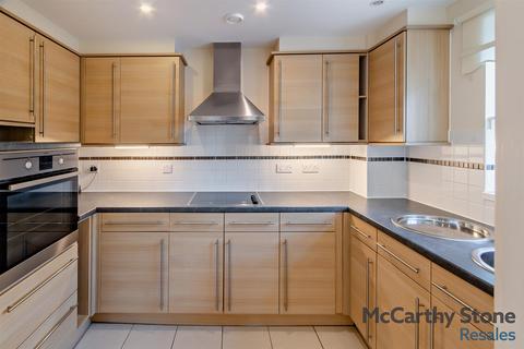 2 bedroom apartment for sale, Claridge House, Littlehampton, West Sussex, BN17 5FE