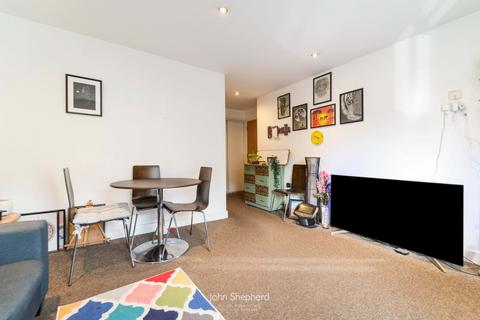 2 bedroom flat for sale, High Street, Harborne, Birmingham, West Midlands, B17
