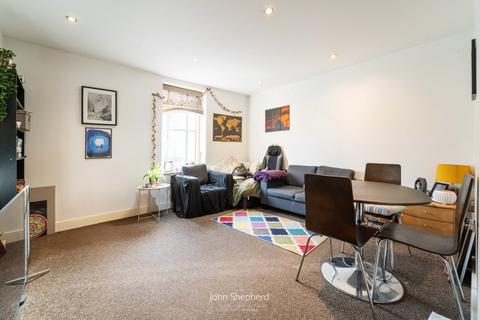 2 bedroom flat for sale, High Street, Harborne, Birmingham, West Midlands, B17