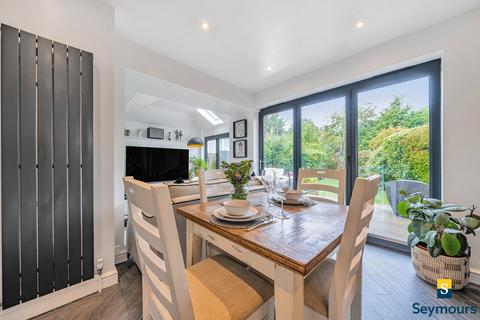 2 bedroom bungalow for sale, Saffron Platt, Surrey GU2