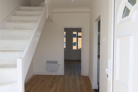 2 bedroom apartment to rent, The Broadway, Bexleyheath, Kent