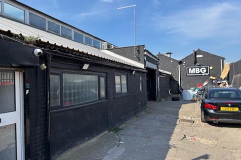Industrial unit to rent, 280 Alma Road, Enfield, EN3 7BB