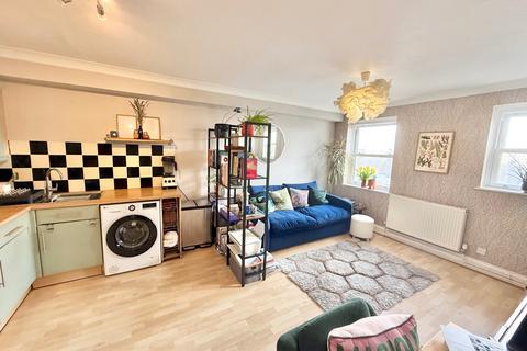 2 bedroom apartment to rent, Brighton BN2