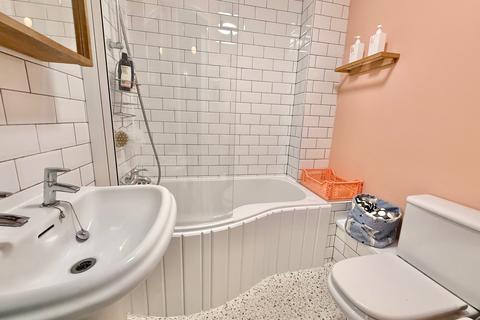2 bedroom apartment to rent, Brighton BN2