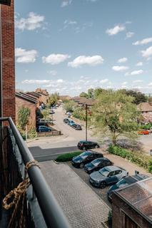 Flat 6, 2d Harold Road, London, SE19 3FB