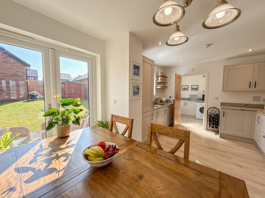Dining Kitchen