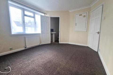 3 bedroom end of terrace house to rent, Dunton Road, Romford, Essex. RM1 4AD