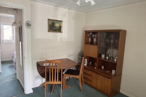 1 bedroom retirement property for sale, Acorn Drive, Wokingham, Berkshire
