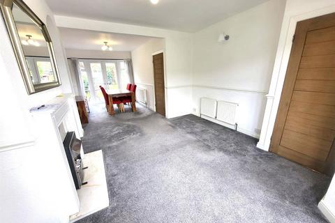 2 bedroom semi-detached house to rent, Downie Road Codsall, WV8 1JE