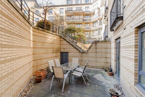 2 bedroom flat for sale, Regents Plaza Apartments, Greville Road NW6