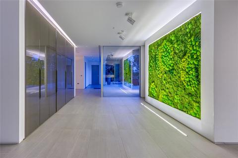 5 bedroom detached house for sale, Common Lane, Radlett, Hertfordshire, WD7