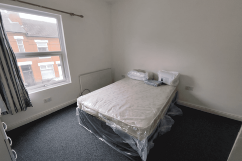 3 bedroom terraced house to rent, Villiers Street, Coventry, CV2