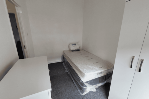 3 bedroom terraced house to rent, Villiers Street, Coventry, CV2