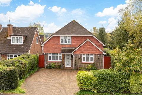 4 bedroom detached house for sale, Copthorne Bank, Crawley RH10