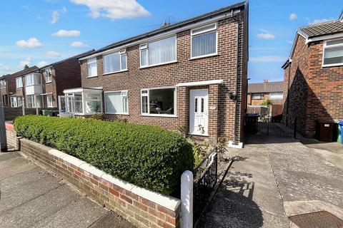 Langdale Drive, Bury, BL9