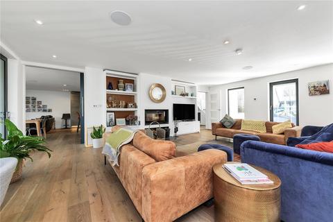 17 Station Road, Whittlesford, Cambridge, CB22 4NL