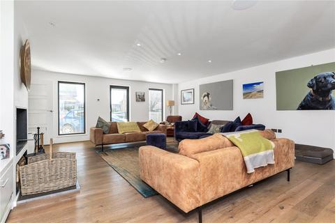 17 Station Road, Whittlesford, Cambridge, CB22 4NL