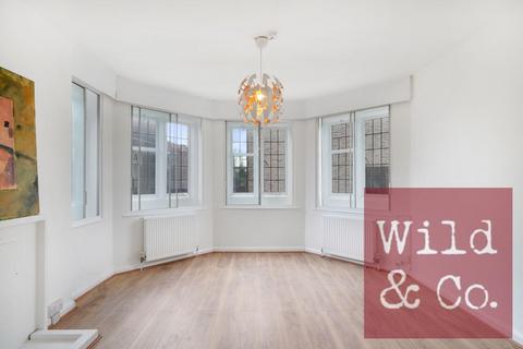 2 bedroom house to rent, Powell Road, Lower Clapton Road