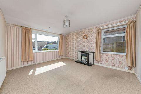 5 Grasmere Road, Kettering, NN16 8UG