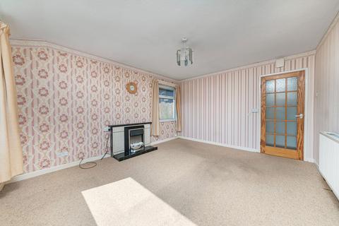 5 Grasmere Road, Kettering, NN16 8UG