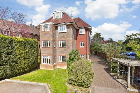 2 bedroom ground floor flat for sale, Doods Road, Reigate, Surrey