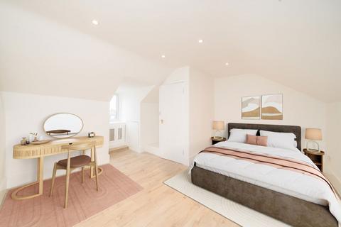 4 bedroom flat to rent, Trinity Road, London SW17