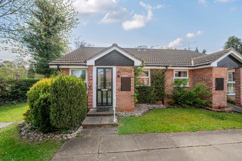 2 bedroom bungalow for sale, Shephard Mead, Tewkesbury, Gloucestershire