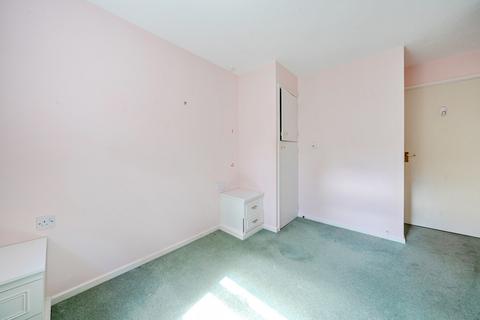 2 bedroom bungalow for sale, Shephard Mead, Tewkesbury, Gloucestershire
