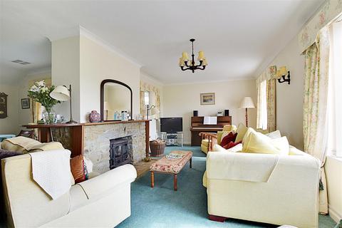 4 bedroom detached house for sale, Hartfield Road, Bexhill-On-Sea