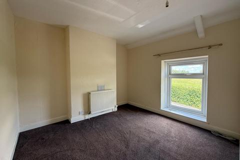 3 bedroom terraced house to rent, Gate Road, Penygroes SA14