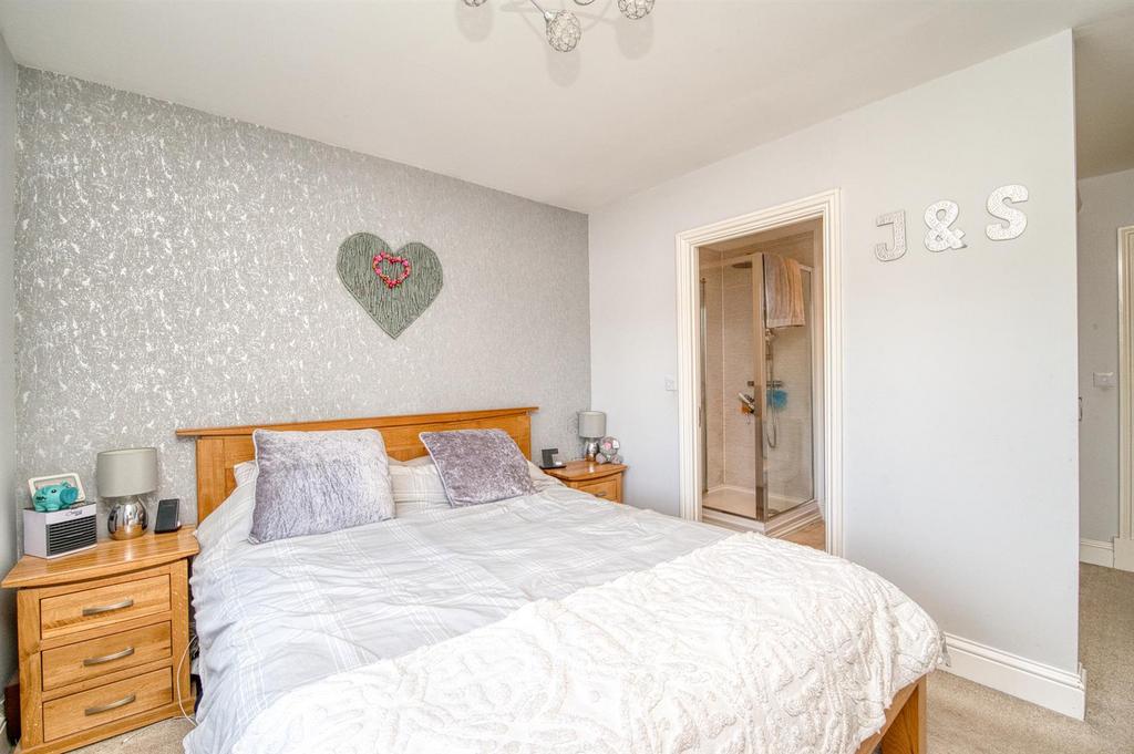 Bedroom One towards en-suite.jpg