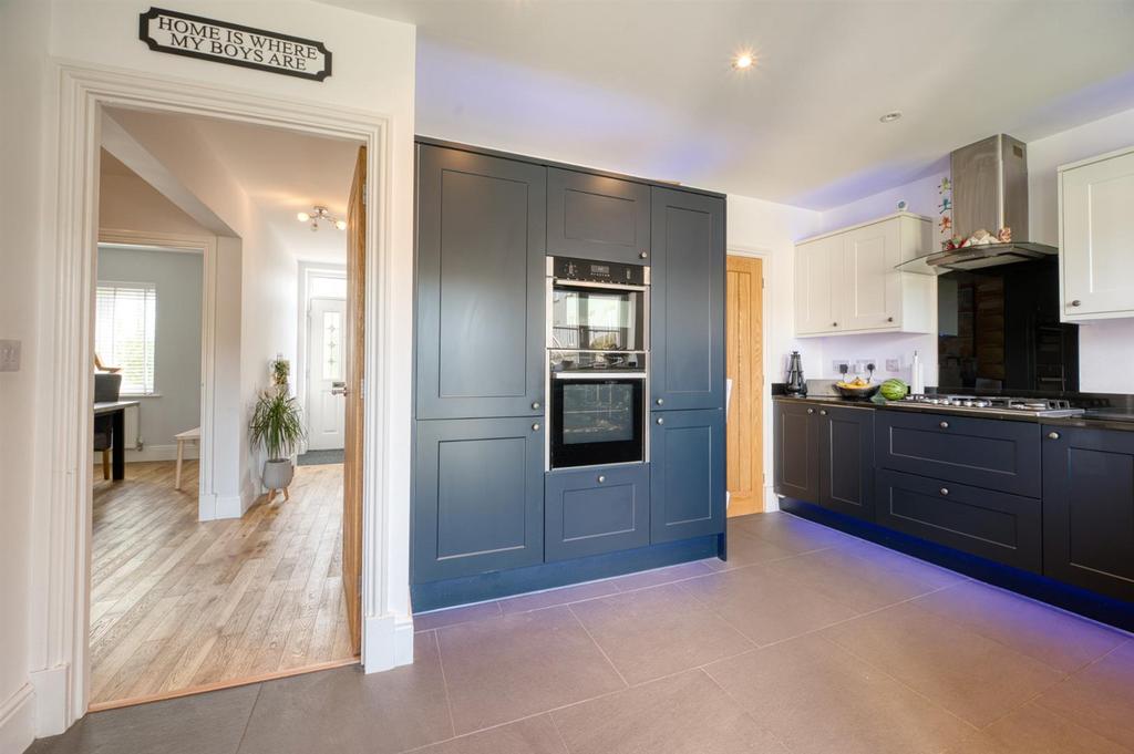 Kitchen towards hallway.jpg
