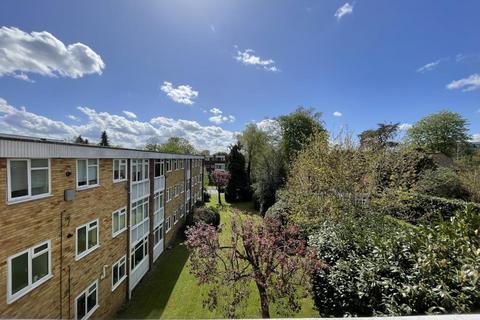 undefined, Woking,  Surrey,  GU22
