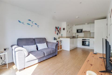 undefined, Rayleigh Road, Benfleet SS7