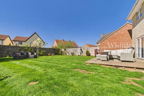 4 bedroom detached house for sale, Sterlet Grove, Mulbarton, Norwich, NR14 8FS