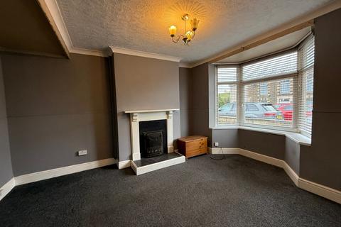 3 bedroom semi-detached house to rent, Heol Y Gors, Cwmgors SA18