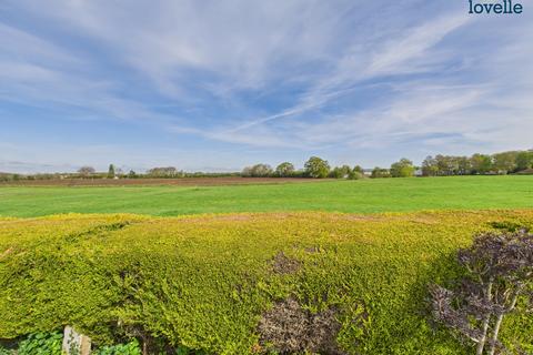3 bedroom detached bungalow for sale, Gainsborough Road, Market Rasen, LN8
