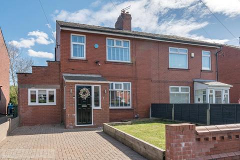 19 Thatch Leach, Chadderton, Oldham, OL9 9QX