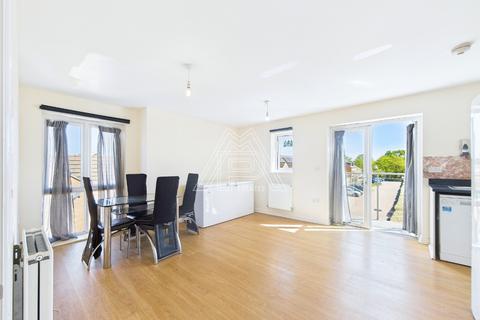 2 bedroom apartment for sale, Falcon Avenue, South Ockendon, Essex, RM15