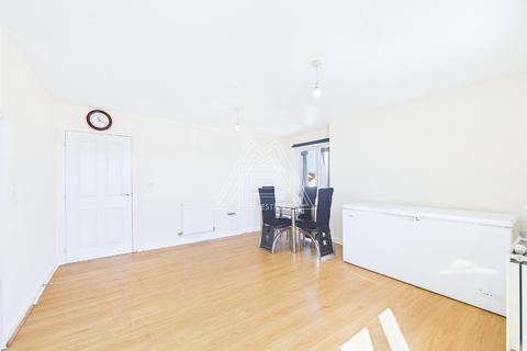 2 bedroom apartment for sale, Falcon Avenue, South Ockendon, Essex, RM15