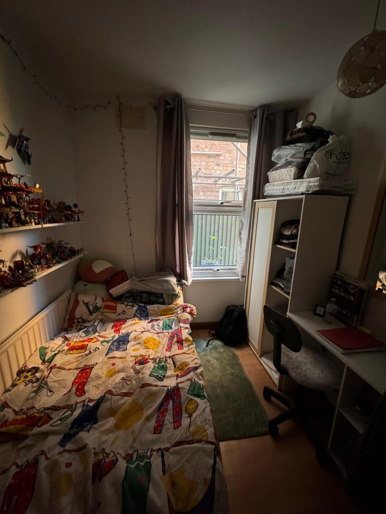 Bedroom2