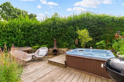 4 bedroom detached house for sale, Skinners Lane, Catsfield, TN33