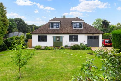 4 bedroom detached house for sale, Skinners Lane, Catsfield, TN33