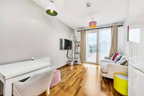 1 bedroom flat to rent, Cyrus Field Street, London SE10