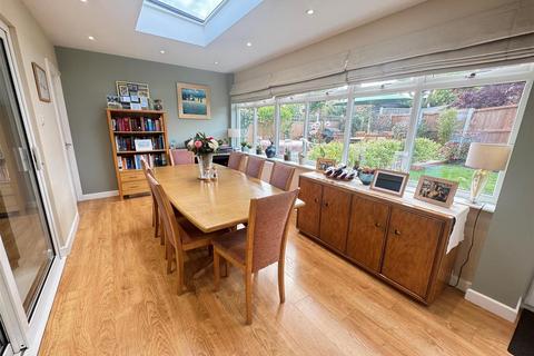 5 bedroom detached house for sale, Nelson Close, Rayleigh