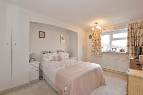 32 Darenth Road, Welling, DA16 3EF