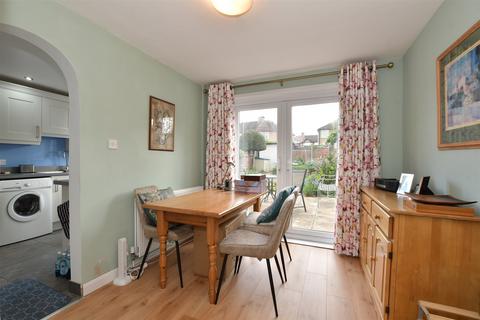 32 Darenth Road, Welling, DA16 3EF
