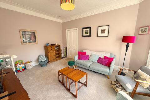 19 Ballogie Road, Glasgow, G44 4SZ